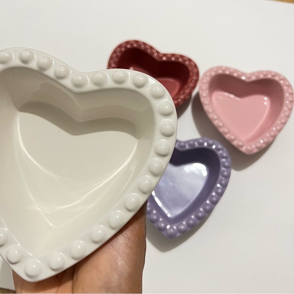 Williams Sonoma set of 4 hearts bows - Picture 7 of 9